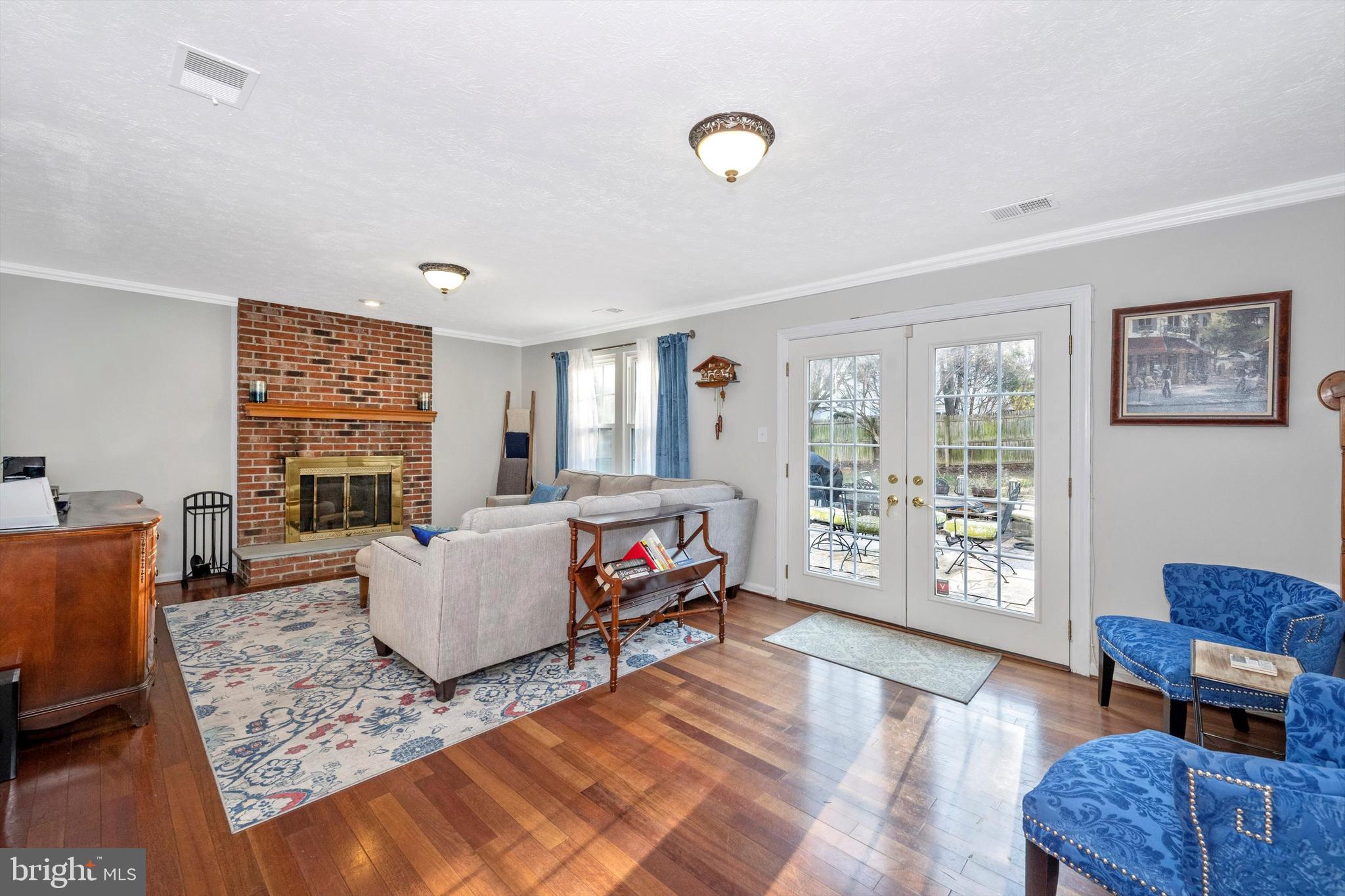 COLESVILLE MANOR - Residential