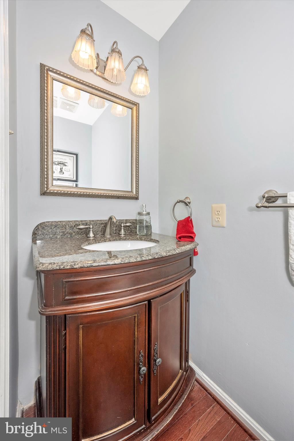 COLESVILLE MANOR - Residential