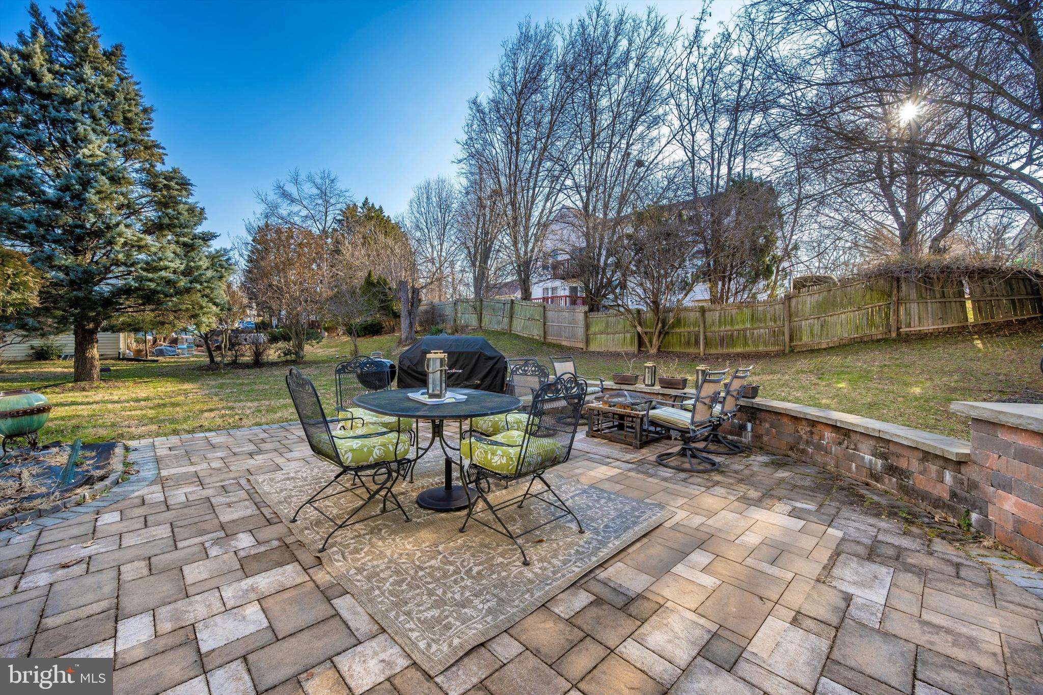 COLESVILLE MANOR - Residential