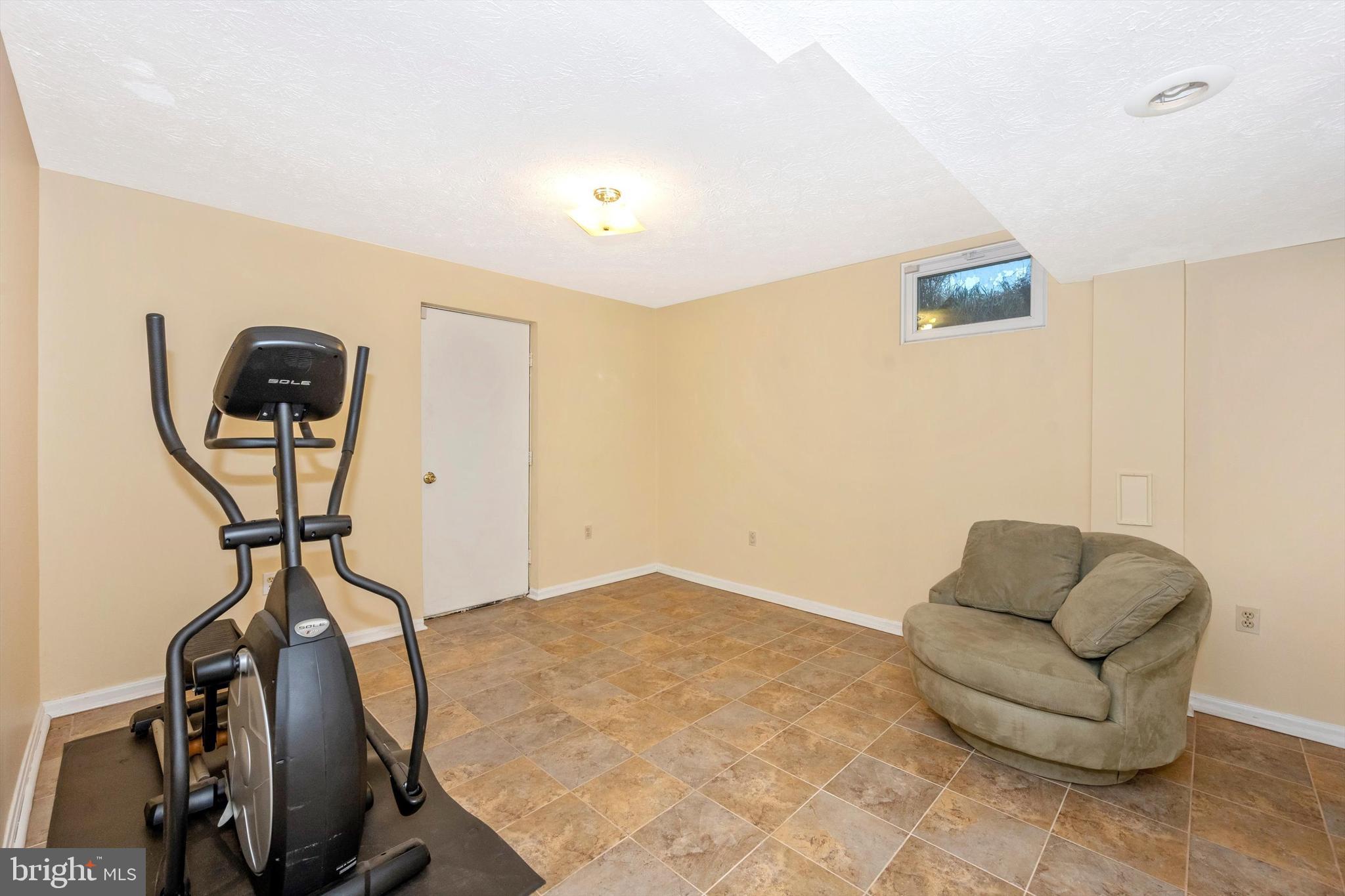 COLESVILLE MANOR - Residential