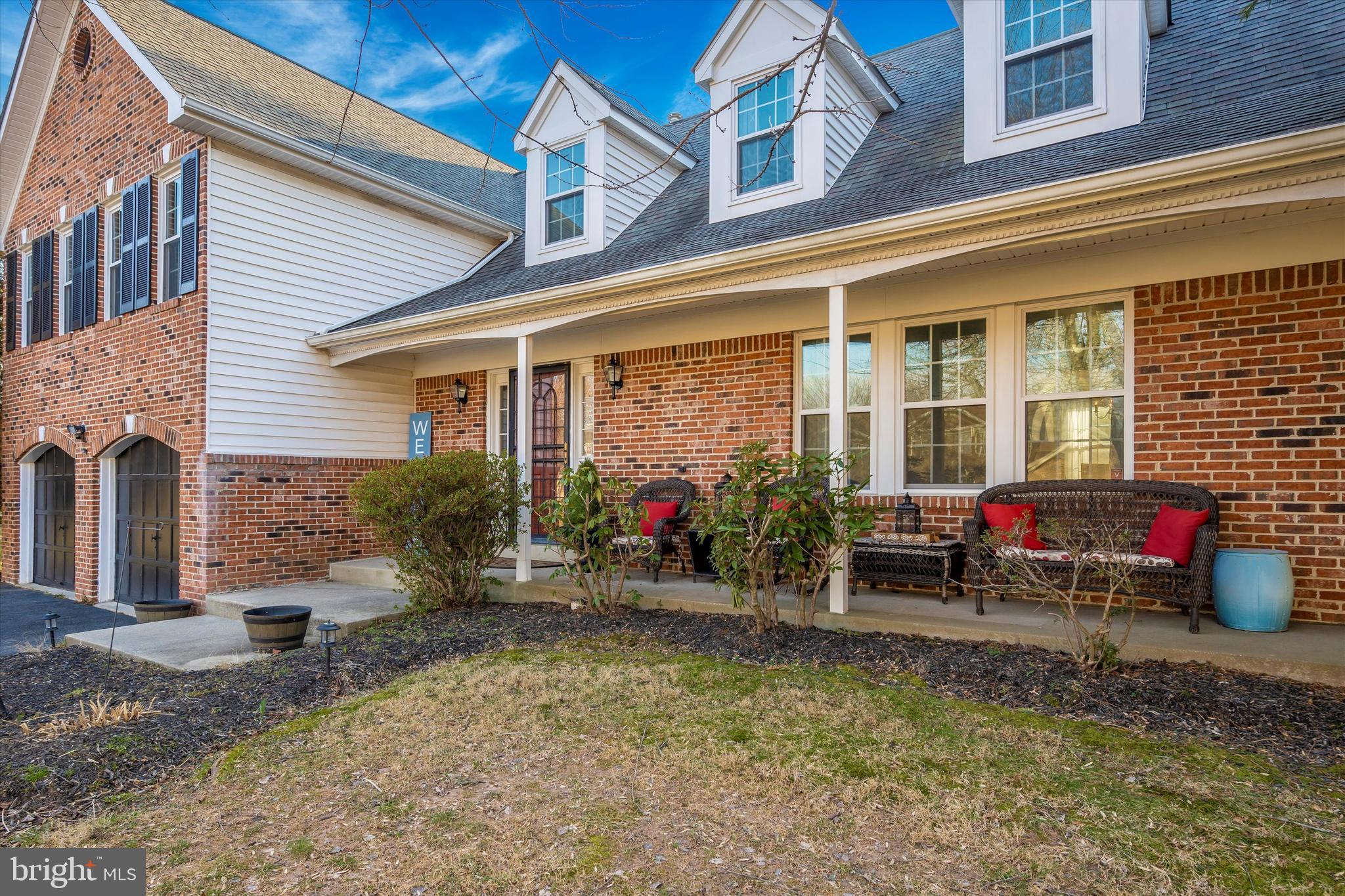 COLESVILLE MANOR - Residential