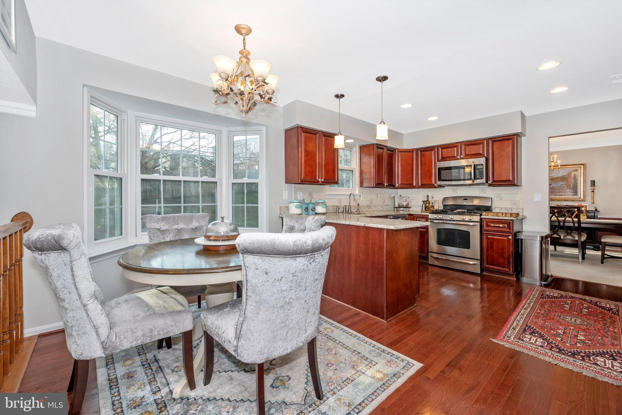 COLESVILLE MANOR - Residential