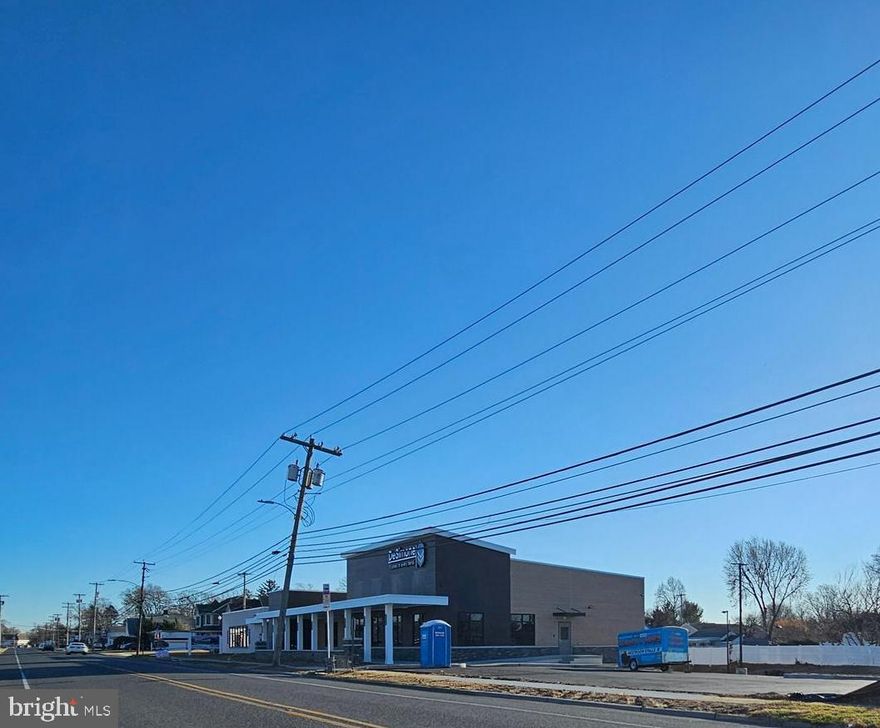 For lease: Prime professional office space located at 601 N. Main Street, Glassboro, NJ. This completely remodeled building offers 5,000 square feet of raw office space, ready for your customization. With all utilities in place, the space is ideal for a variety of professional uses. The property boasts high visibility from a major roadway, providing excellent exposure for your business. Conveniently located near major retail centers, it offers easy access to shopping, dining, and services. This is a great opportunity to create a tailored office space in a highly desirable location.