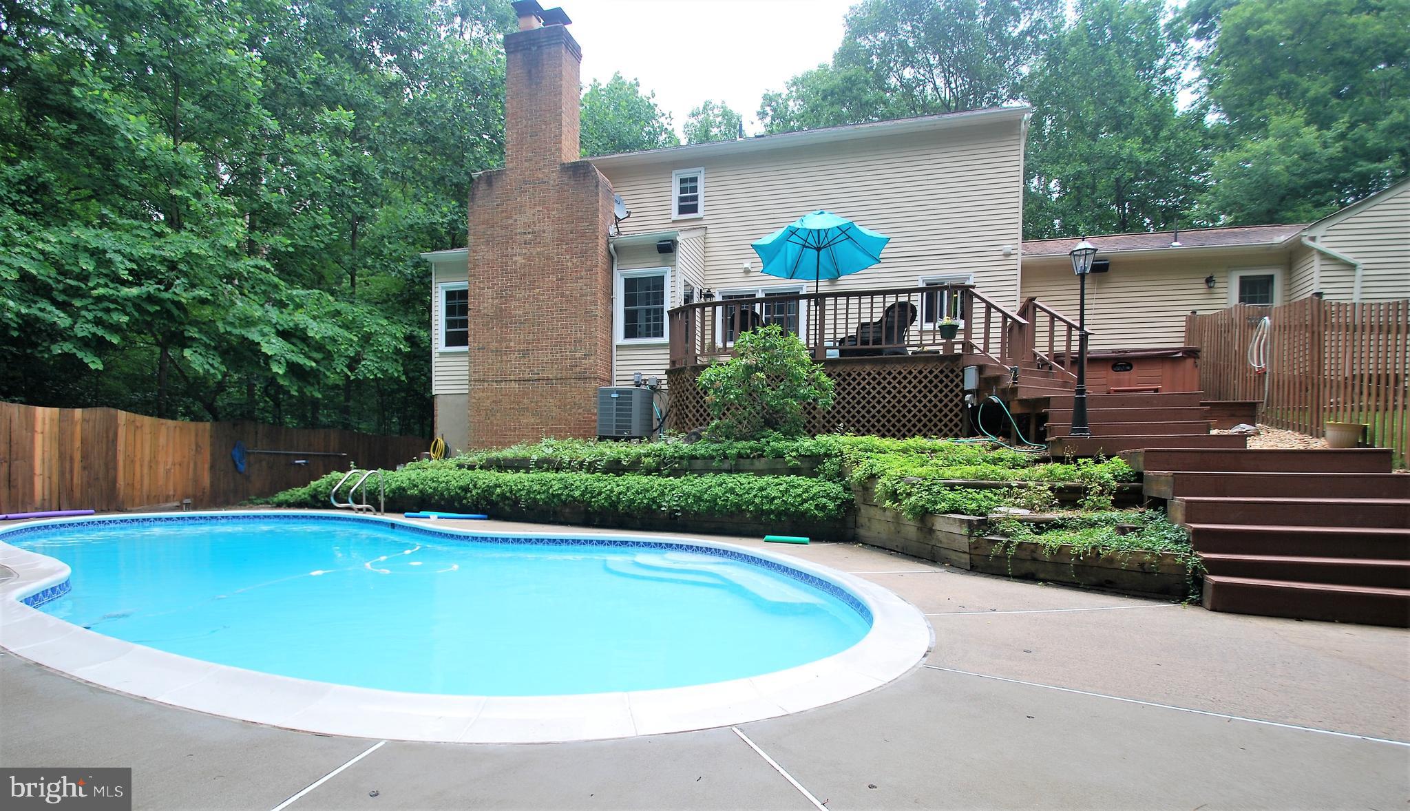 WOODBINE WOODS - Residential