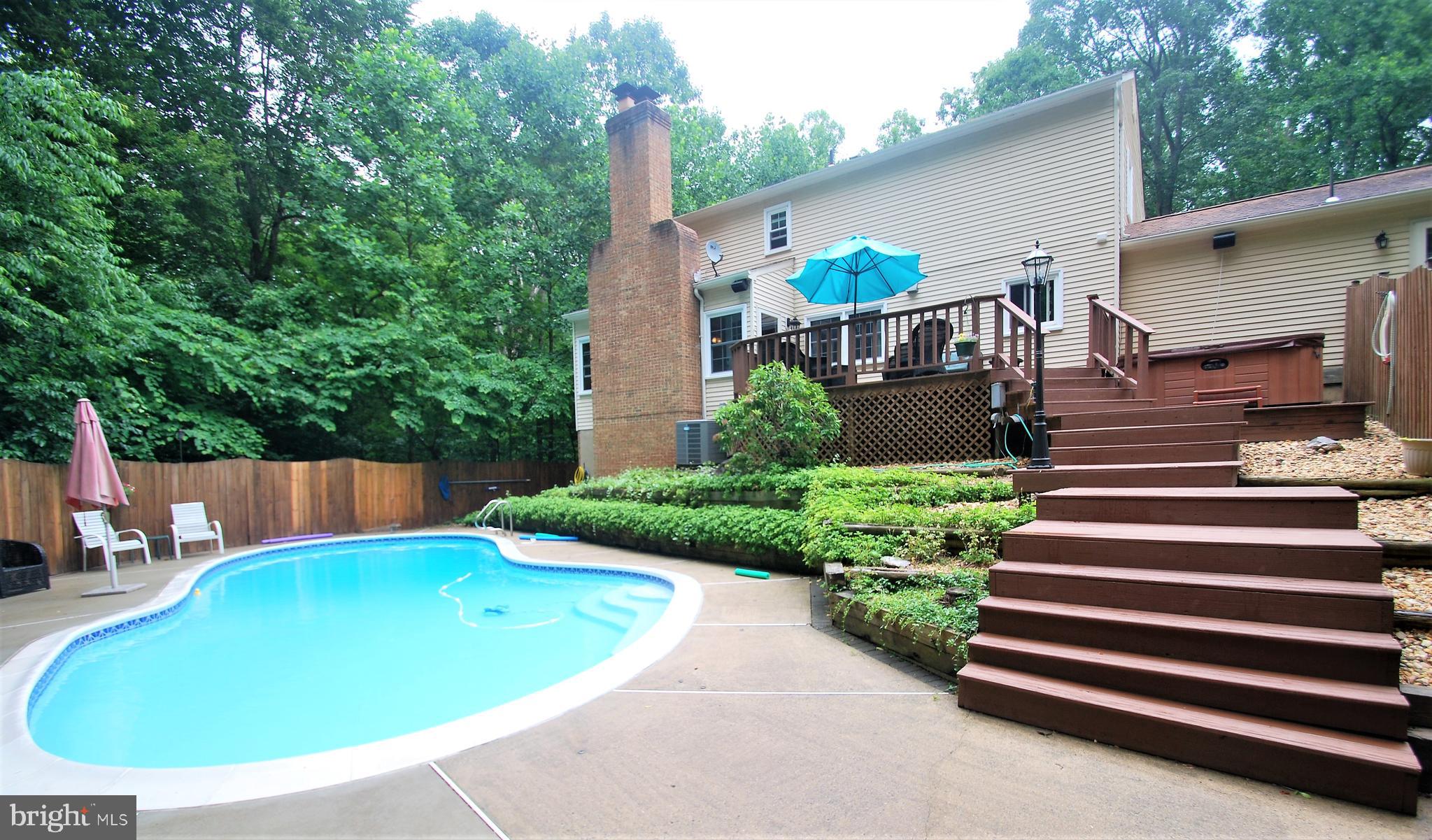 WOODBINE WOODS - Residential