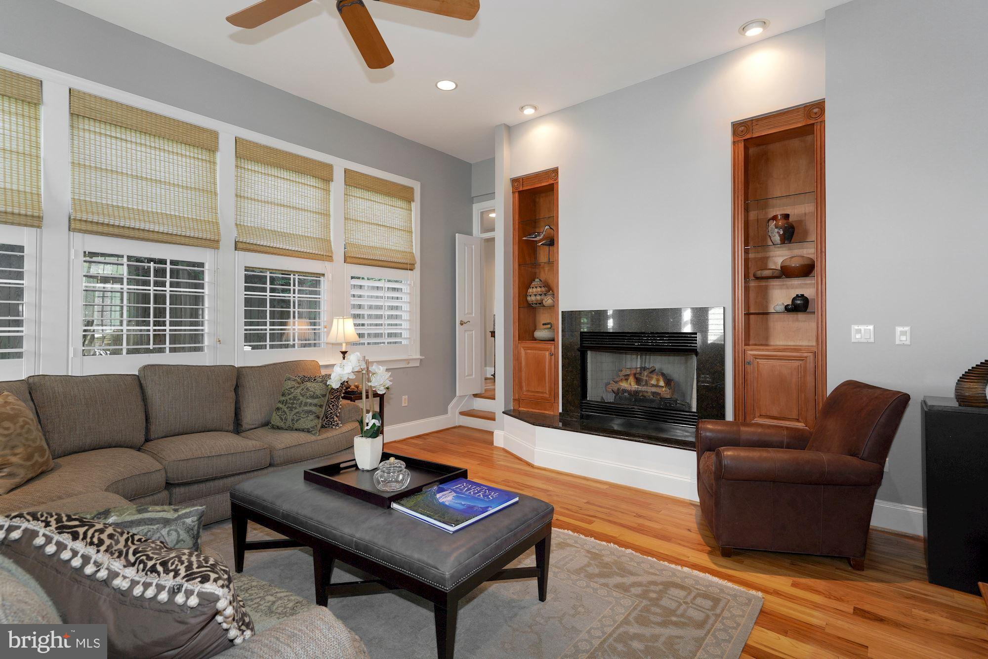 BRADLEY WOODS - Residential