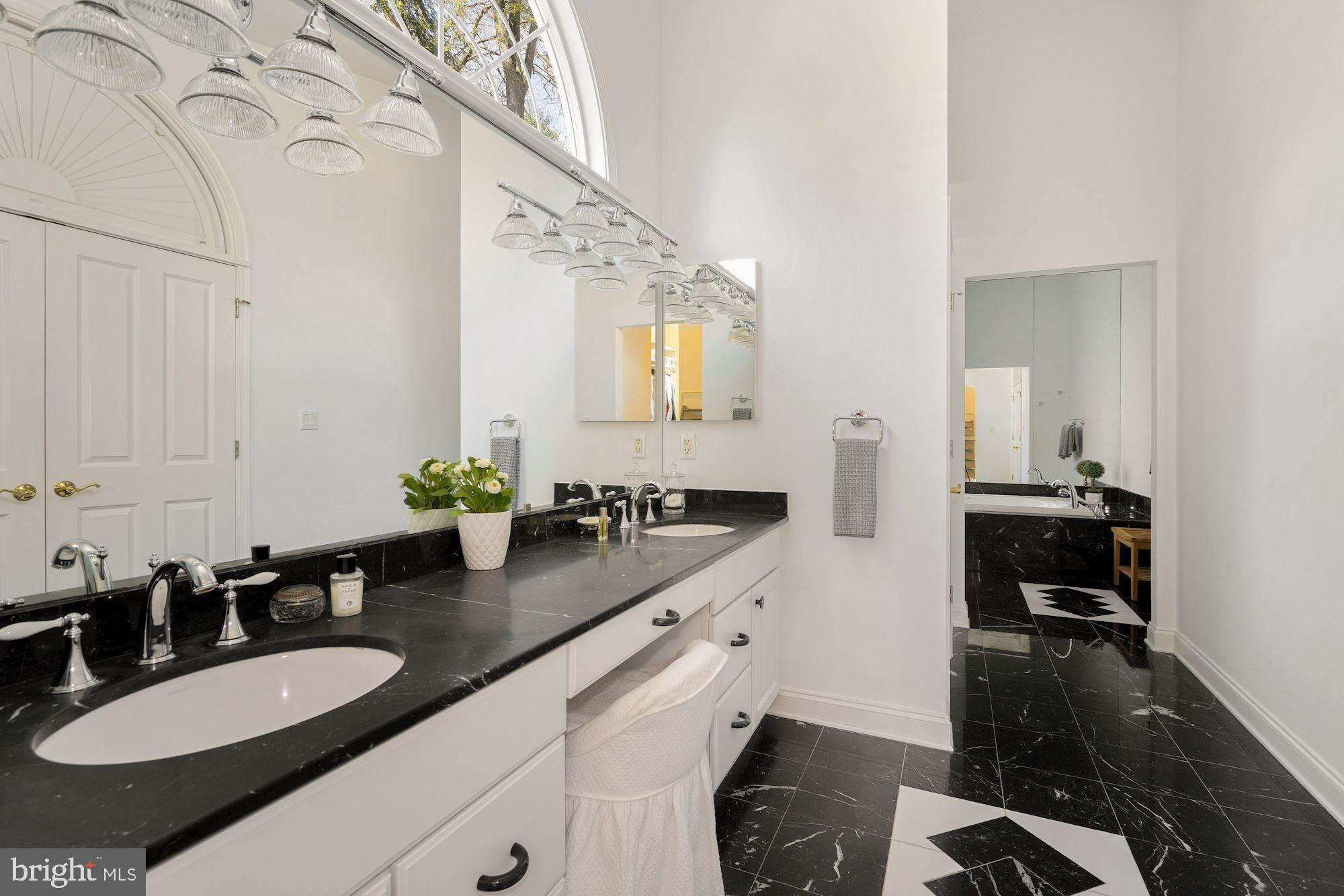 BRADLEY WOODS - Residential