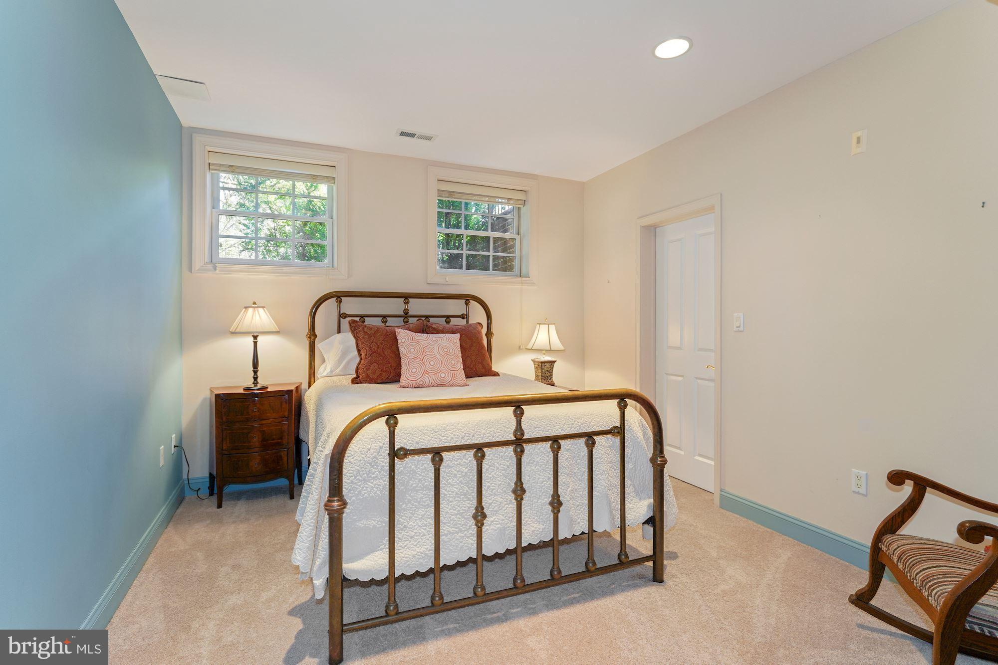 BRADLEY WOODS - Residential