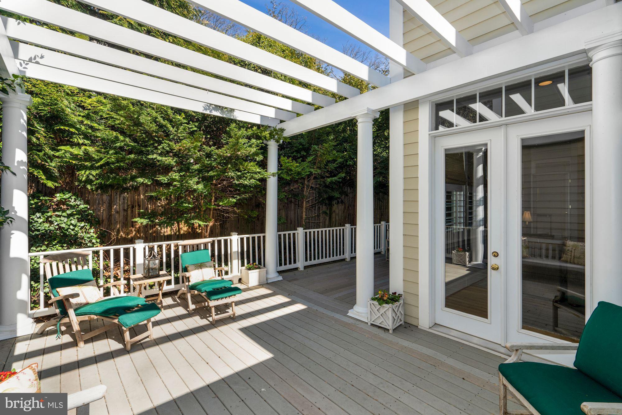 BRADLEY WOODS - Residential