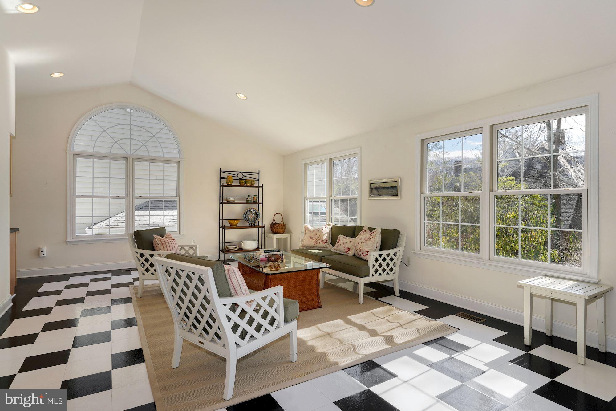 BRADLEY WOODS - Residential