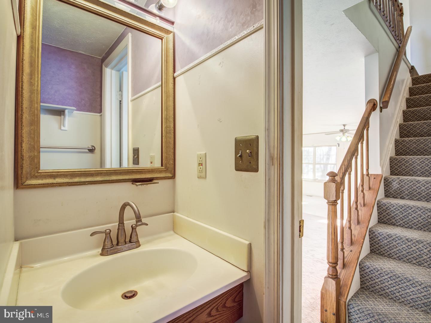 GLEN ORA - Residential