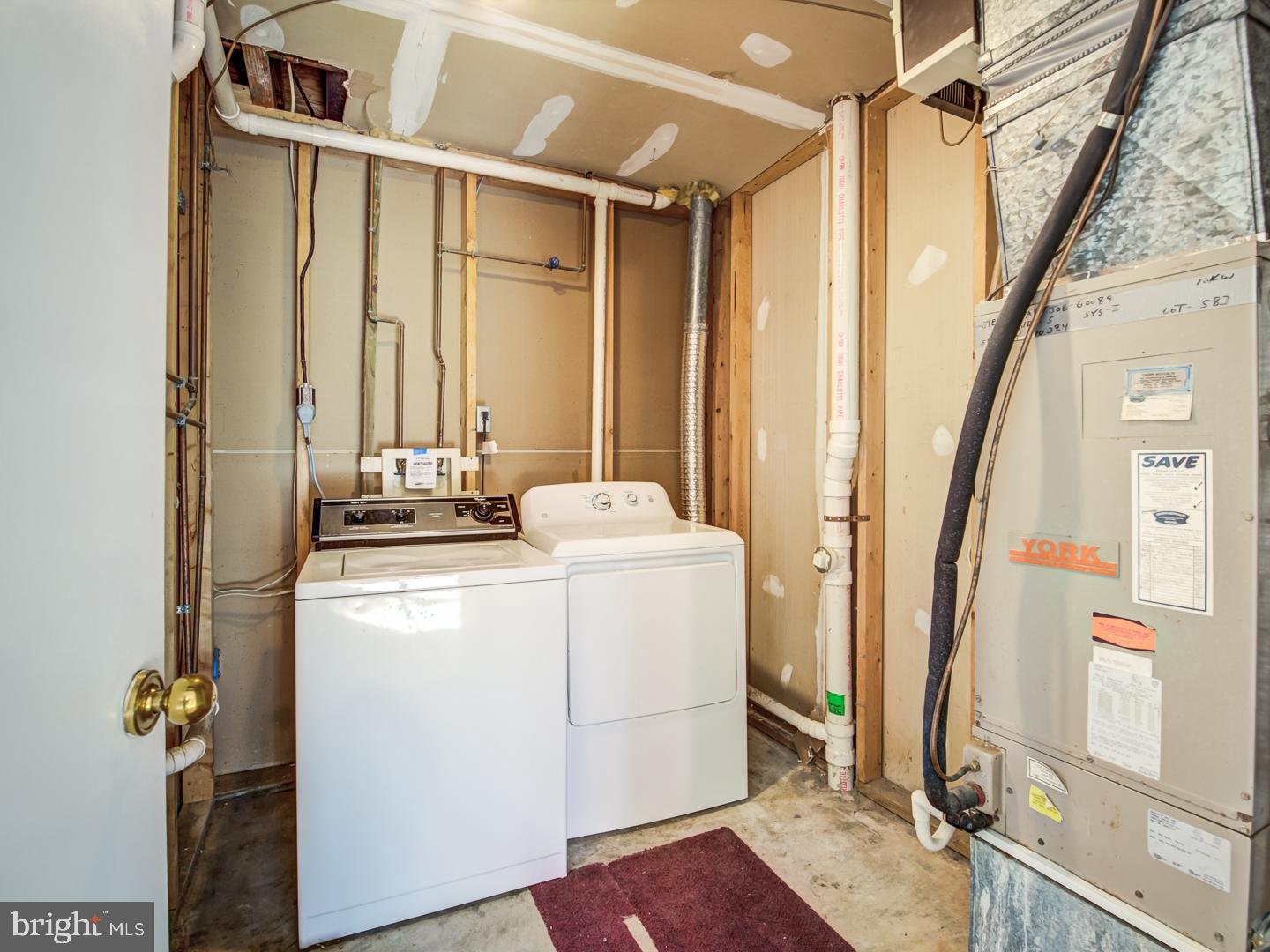 GLEN ORA - Residential