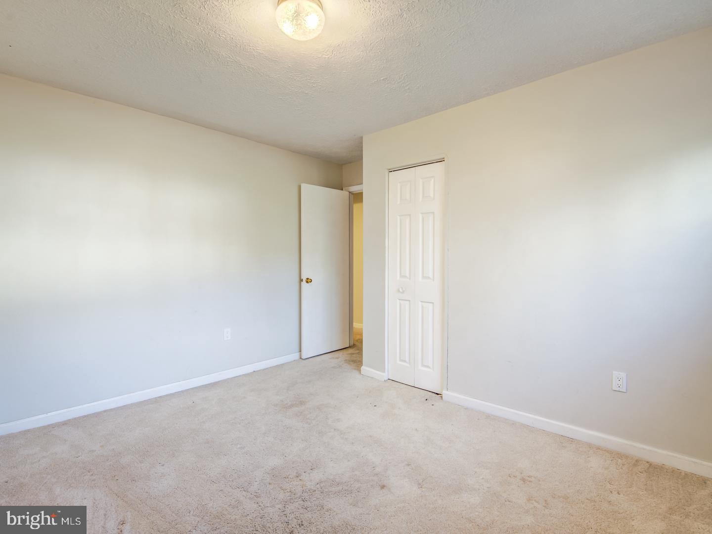 GLEN ORA - Residential