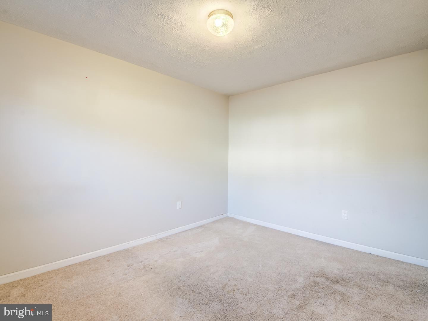 GLEN ORA - Residential