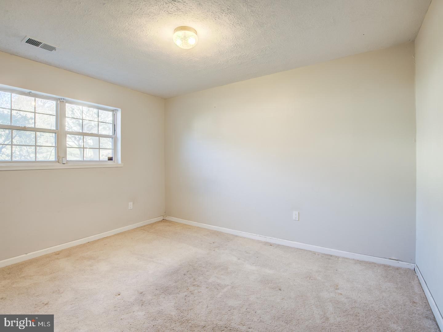 GLEN ORA - Residential