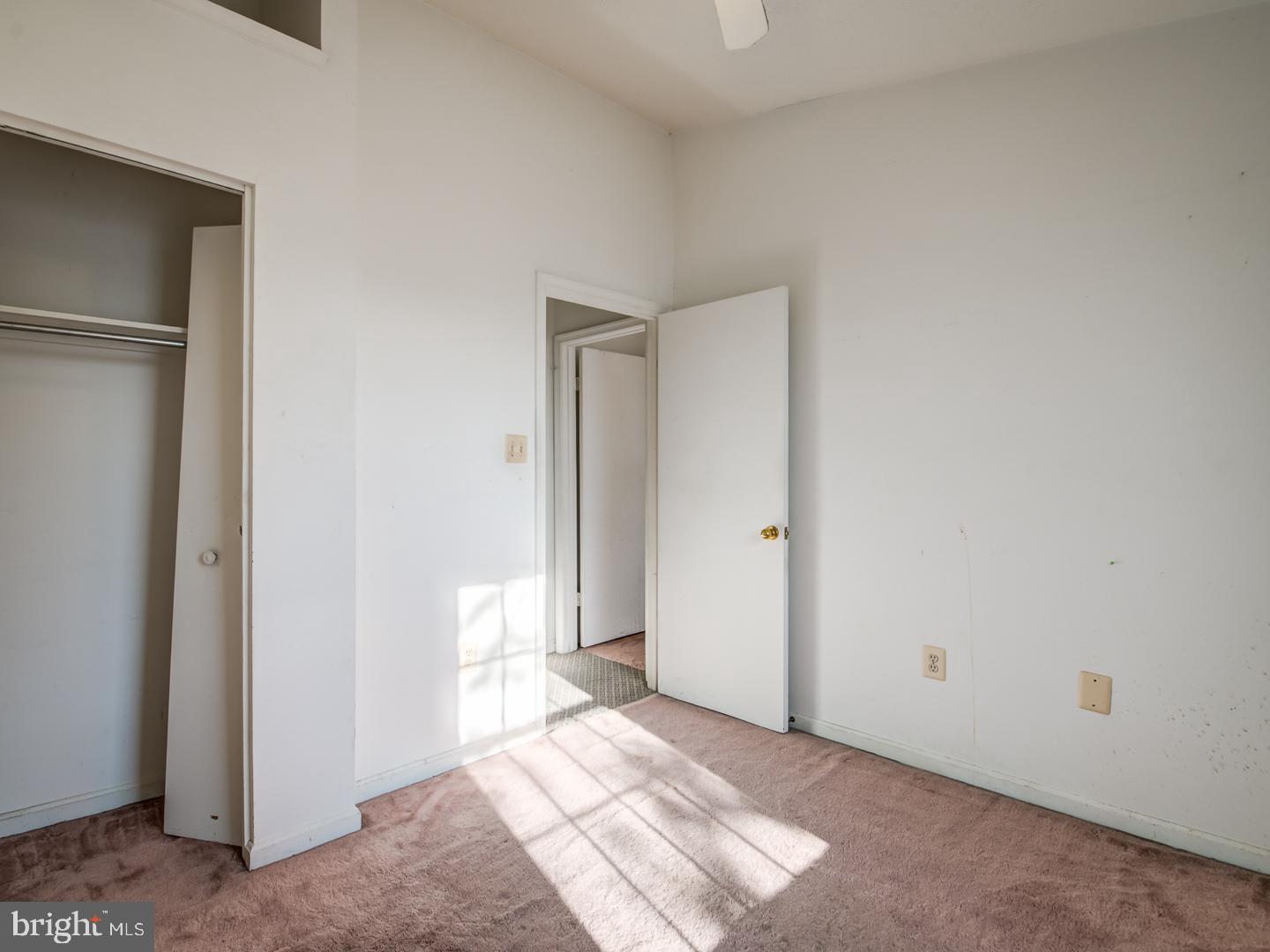 GLEN ORA - Residential