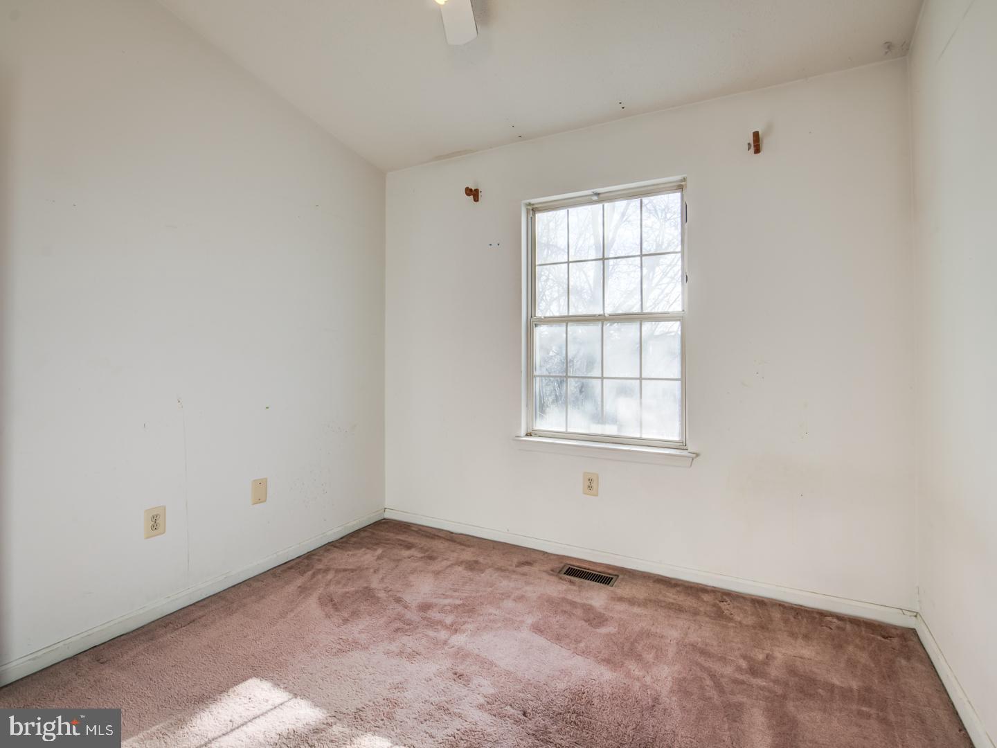 GLEN ORA - Residential