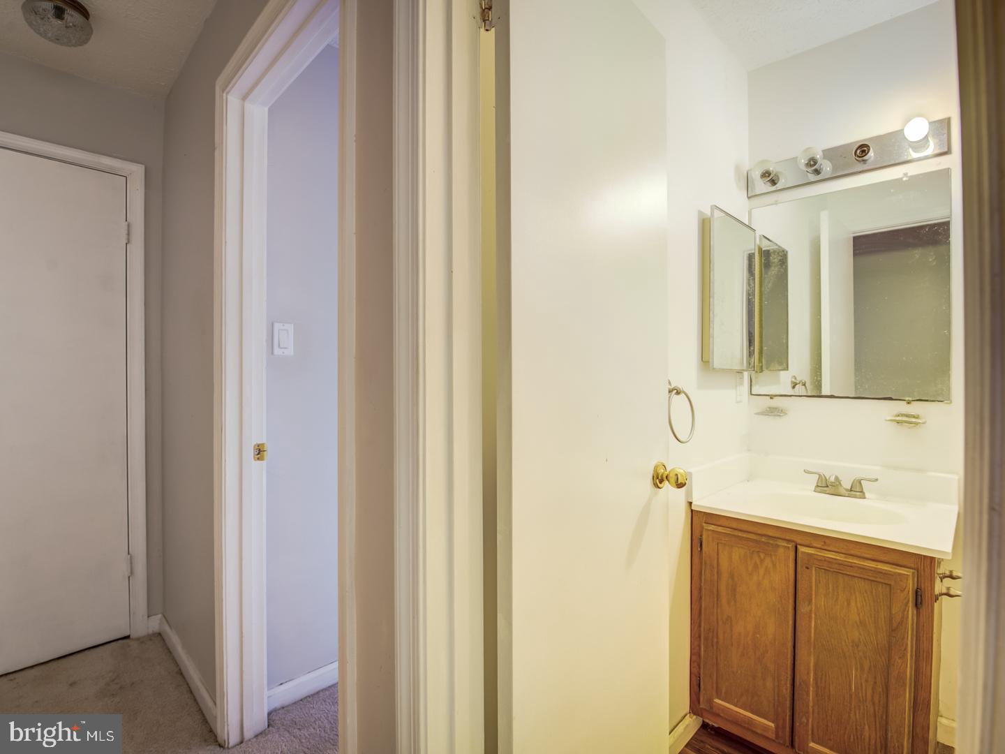 GLEN ORA - Residential