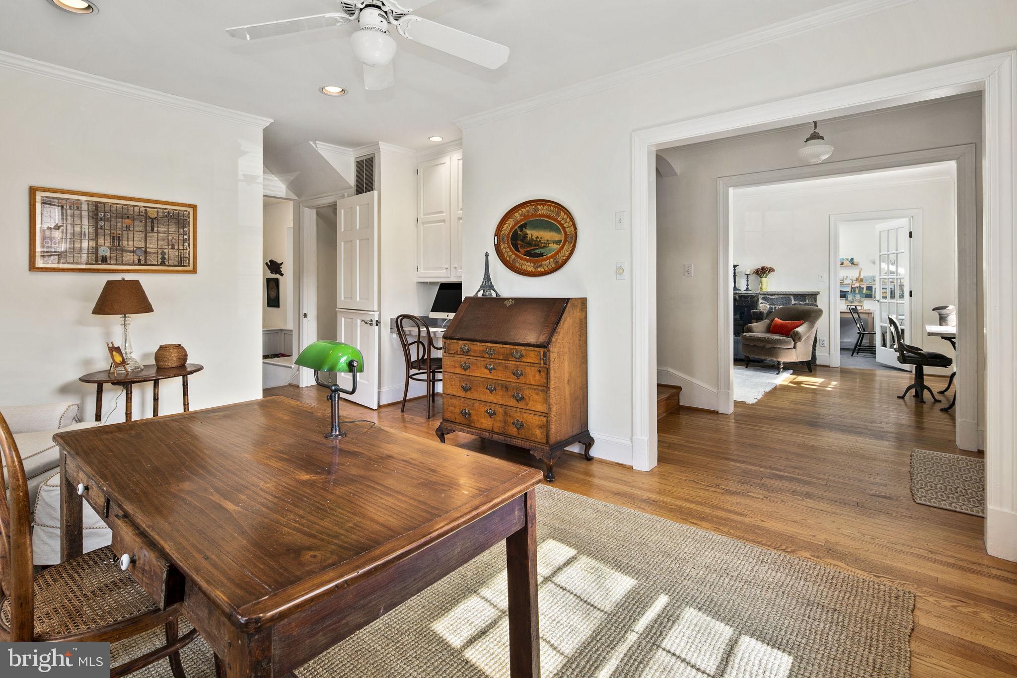 LYON VILLAGE - Residential