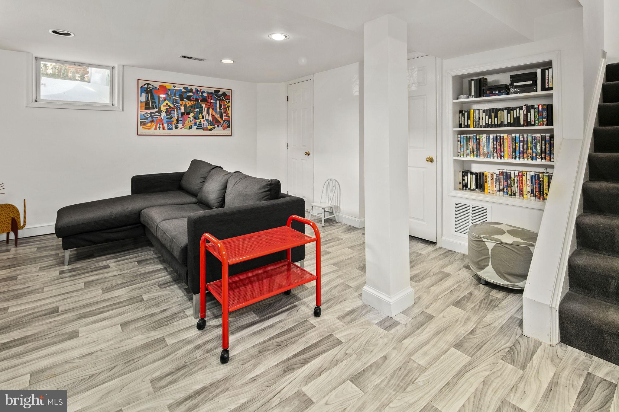 LYON VILLAGE - Residential