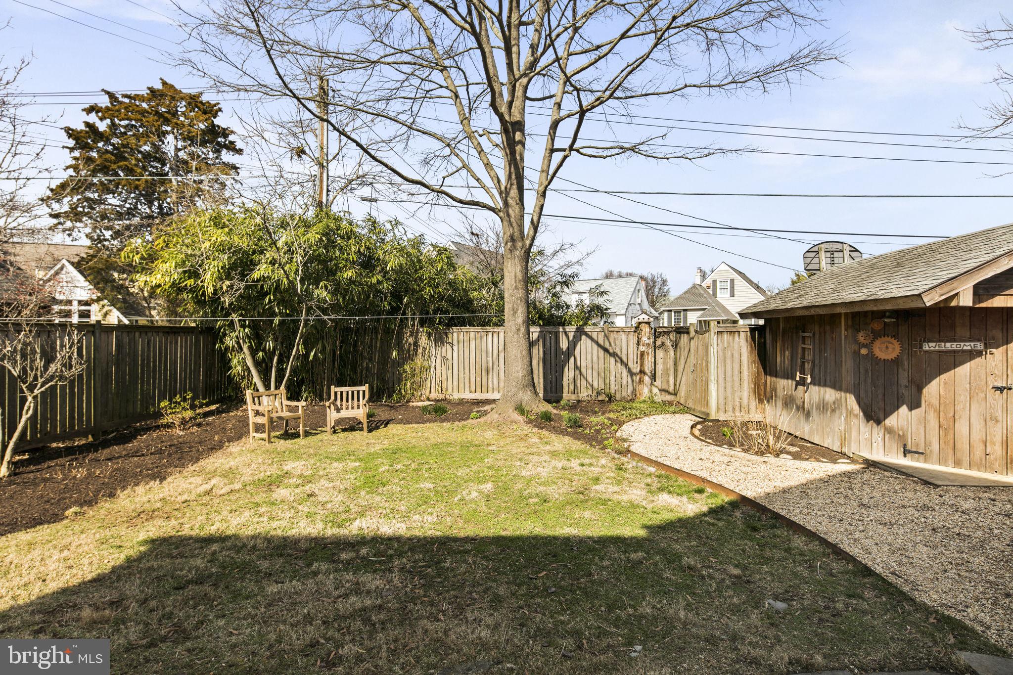 LYON VILLAGE - Residential