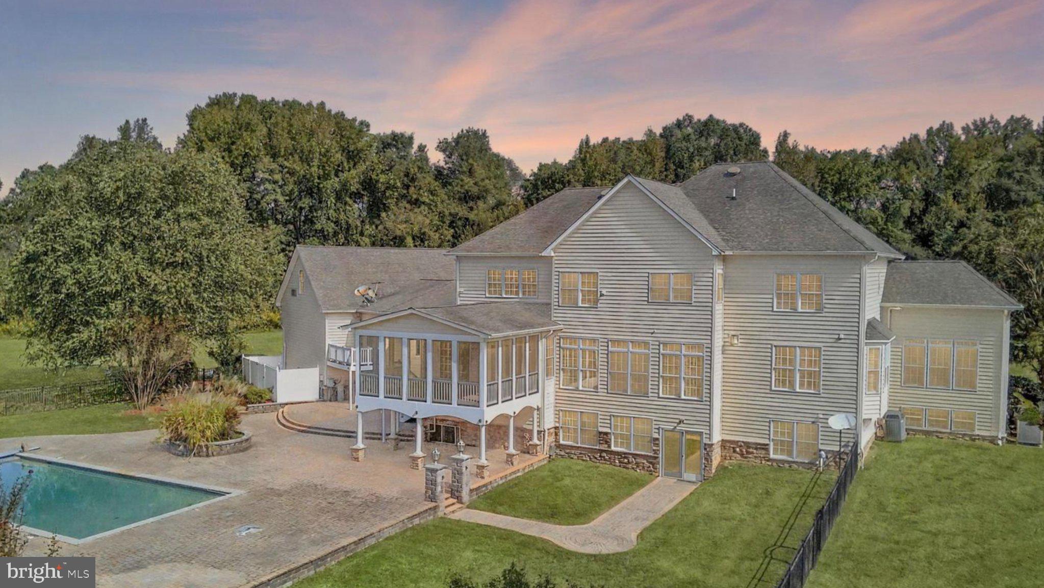 350 E BAY FRONT ROAD