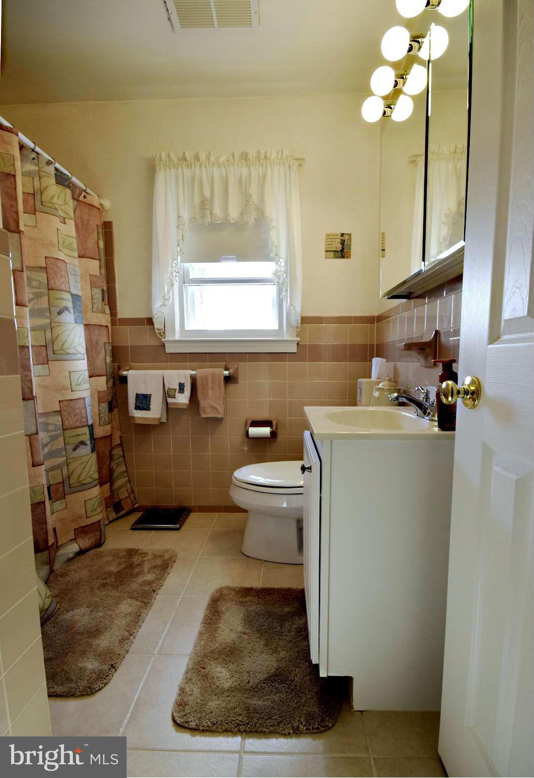 LAUREL PARK - Residential