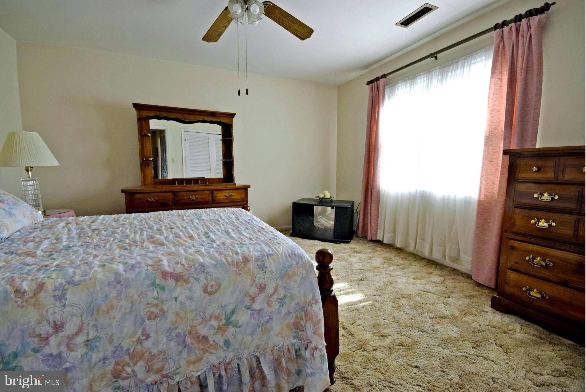 LAUREL PARK - Residential