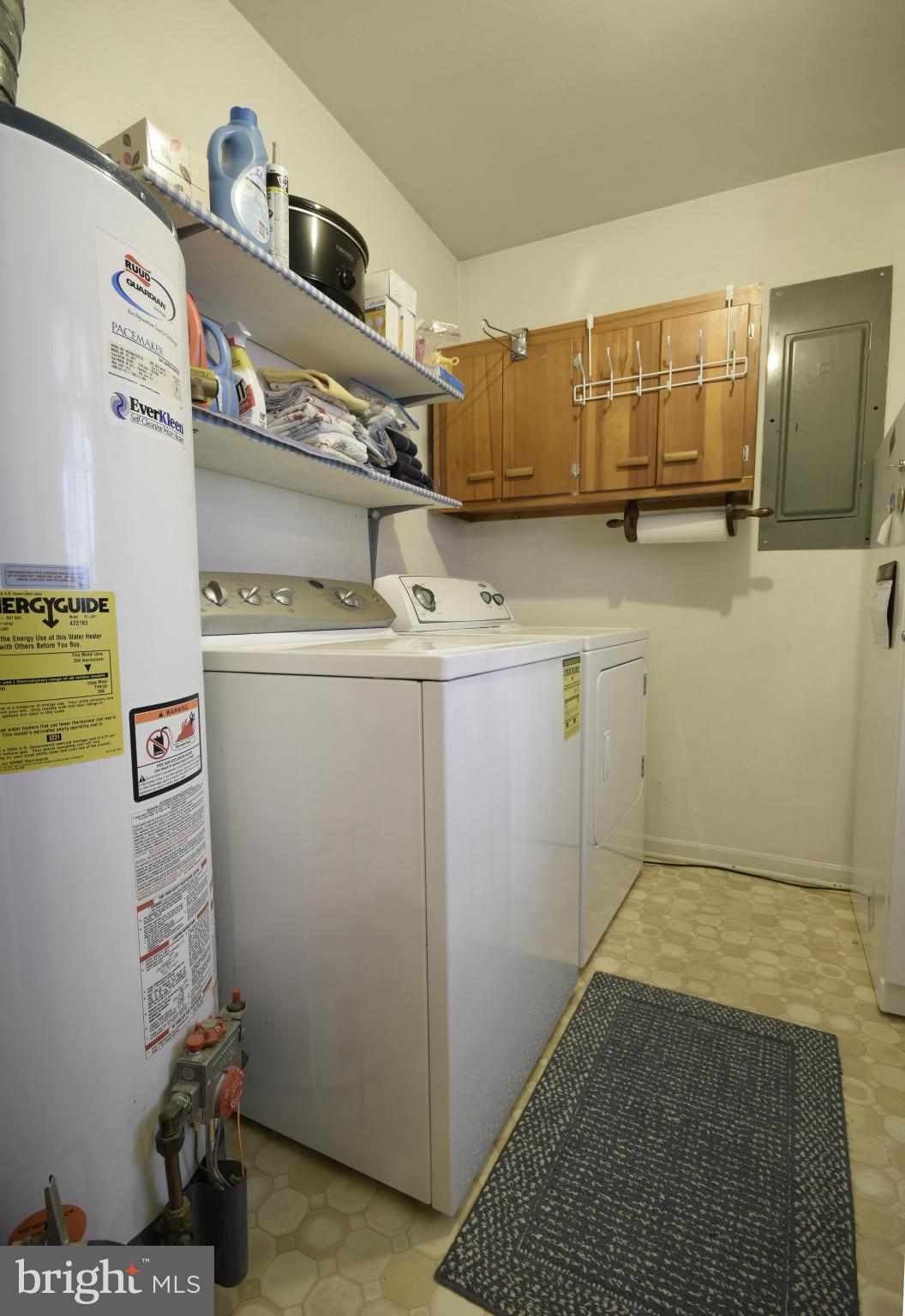 LAUREL PARK - Residential