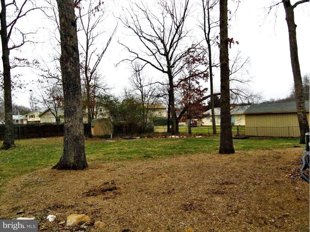 LAUREL PARK - Residential