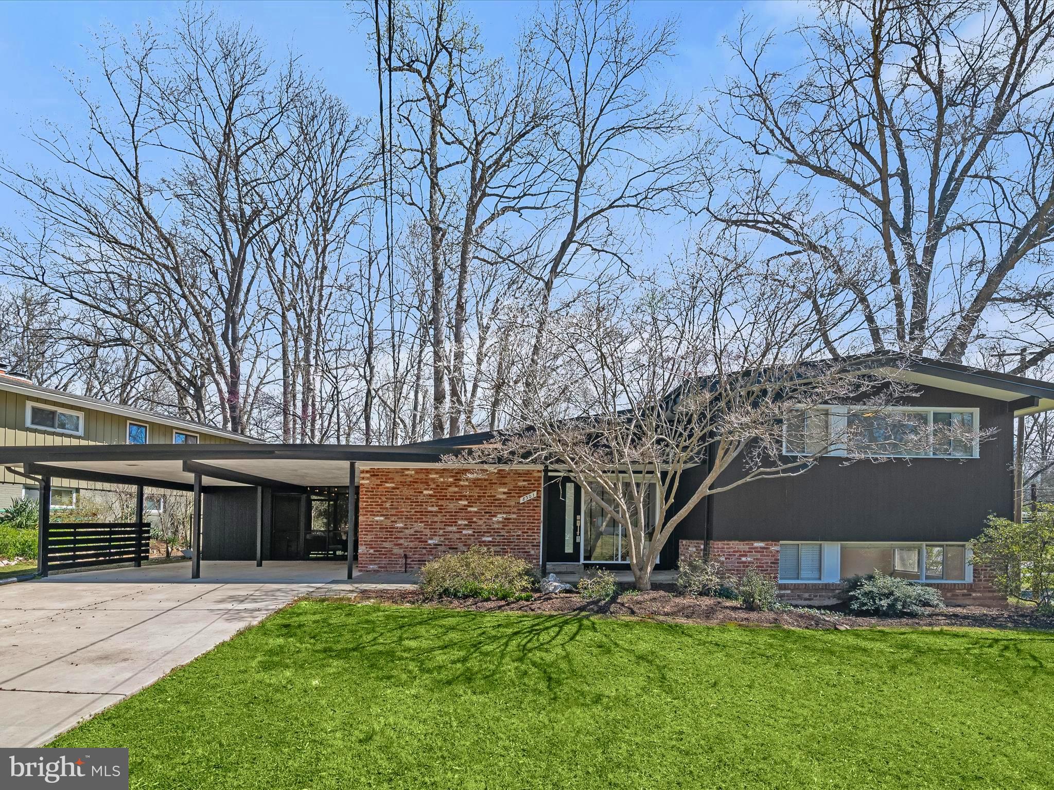 BRADLEY PARK - Residential