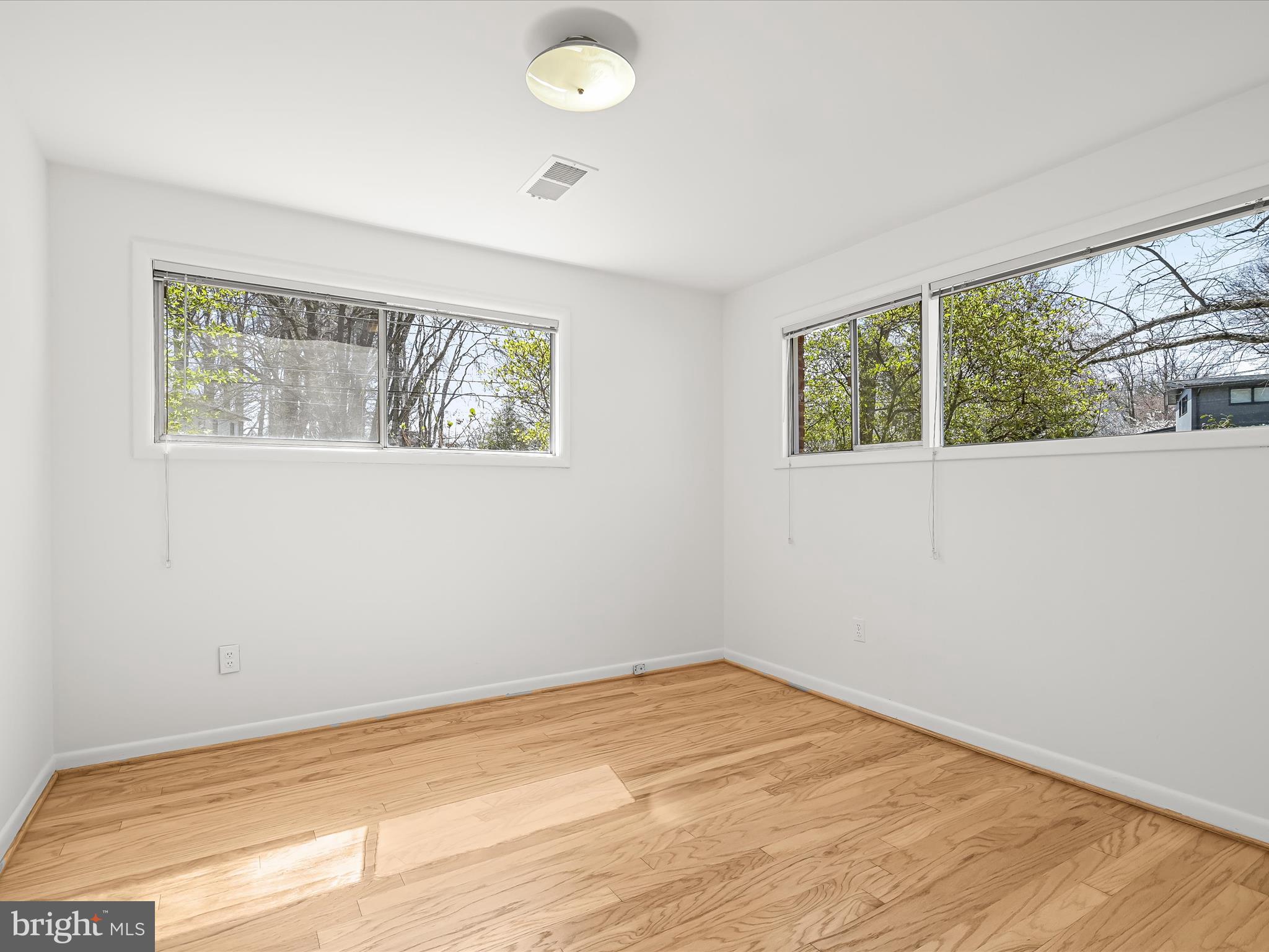 BRADLEY PARK - Residential