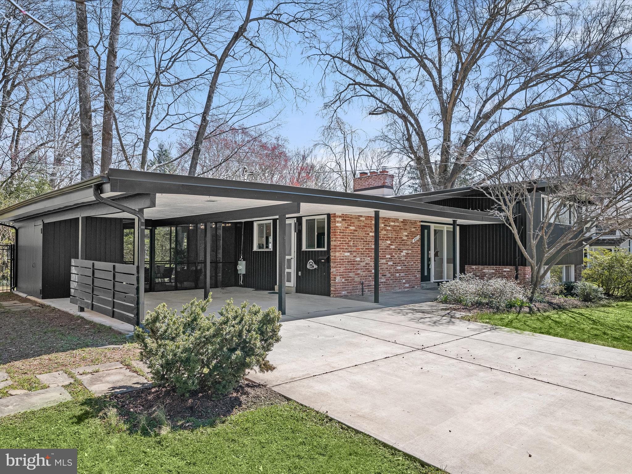 BRADLEY PARK - Residential