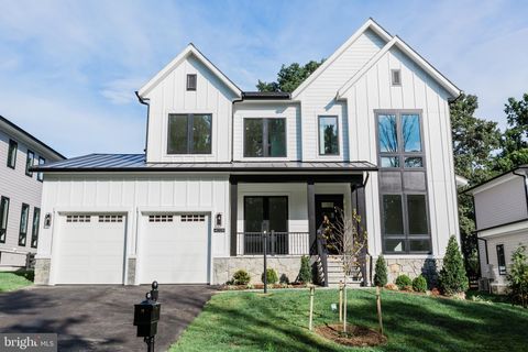 4025 TRAVIS PARKWAY ANNANDALE VA 22003