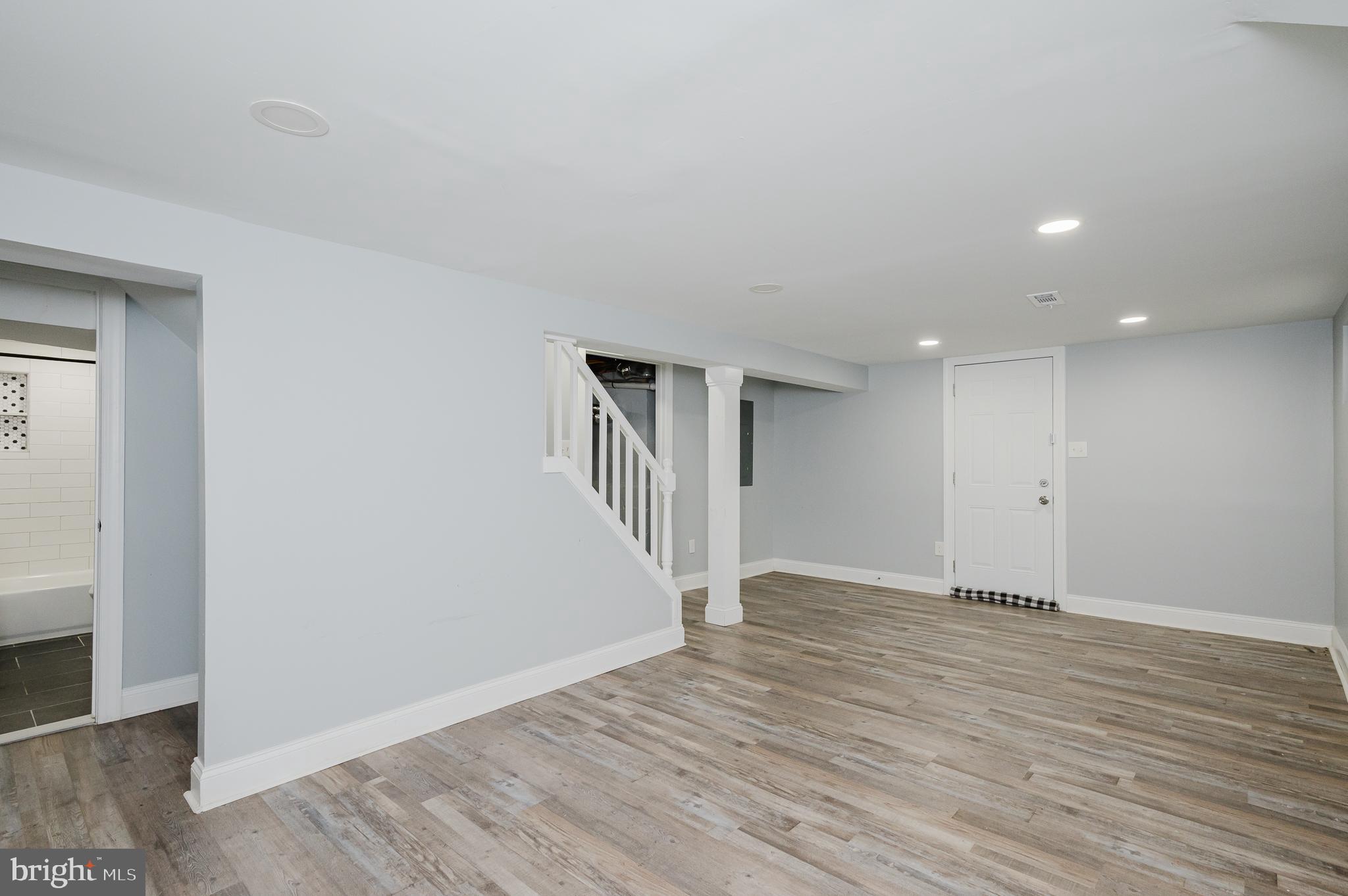 GARDENVILLE - Residential