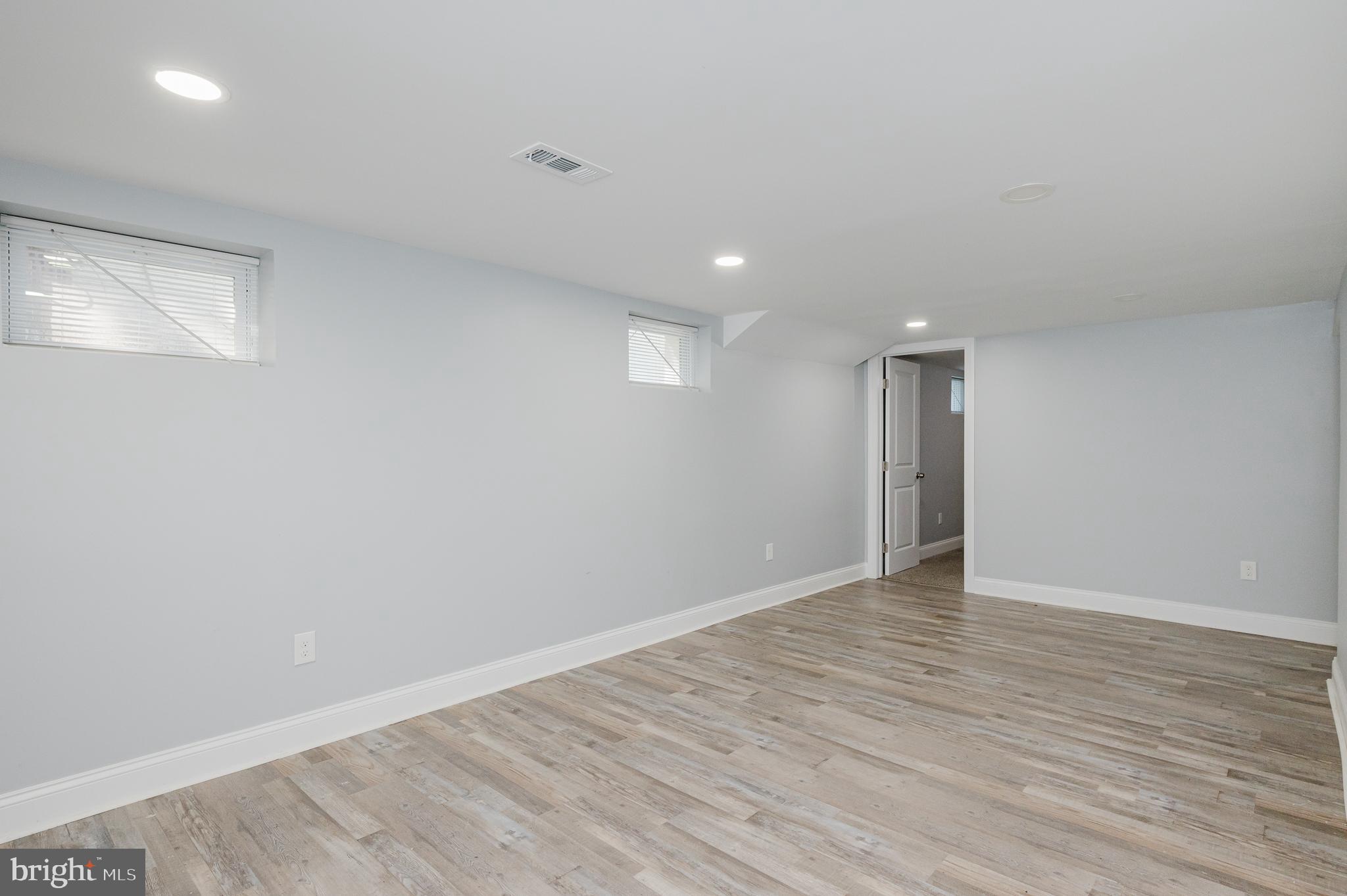 GARDENVILLE - Residential