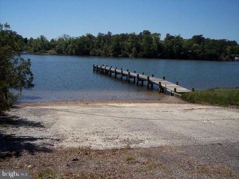 Vacant Land For Sale - Robins Point Avenue<br/> Middlesex County, DELTAVILLE, VA 23043