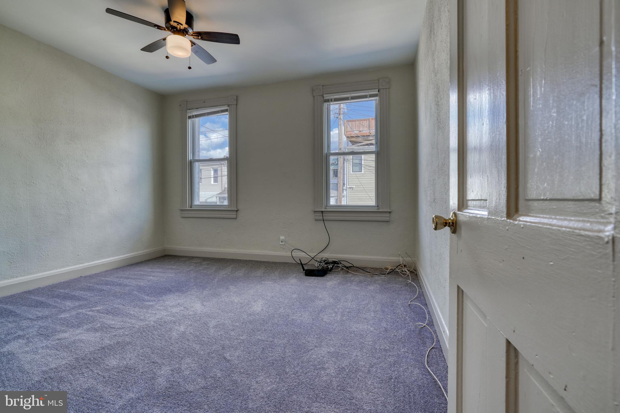 HIGHLANDTOWN - Residential Lease