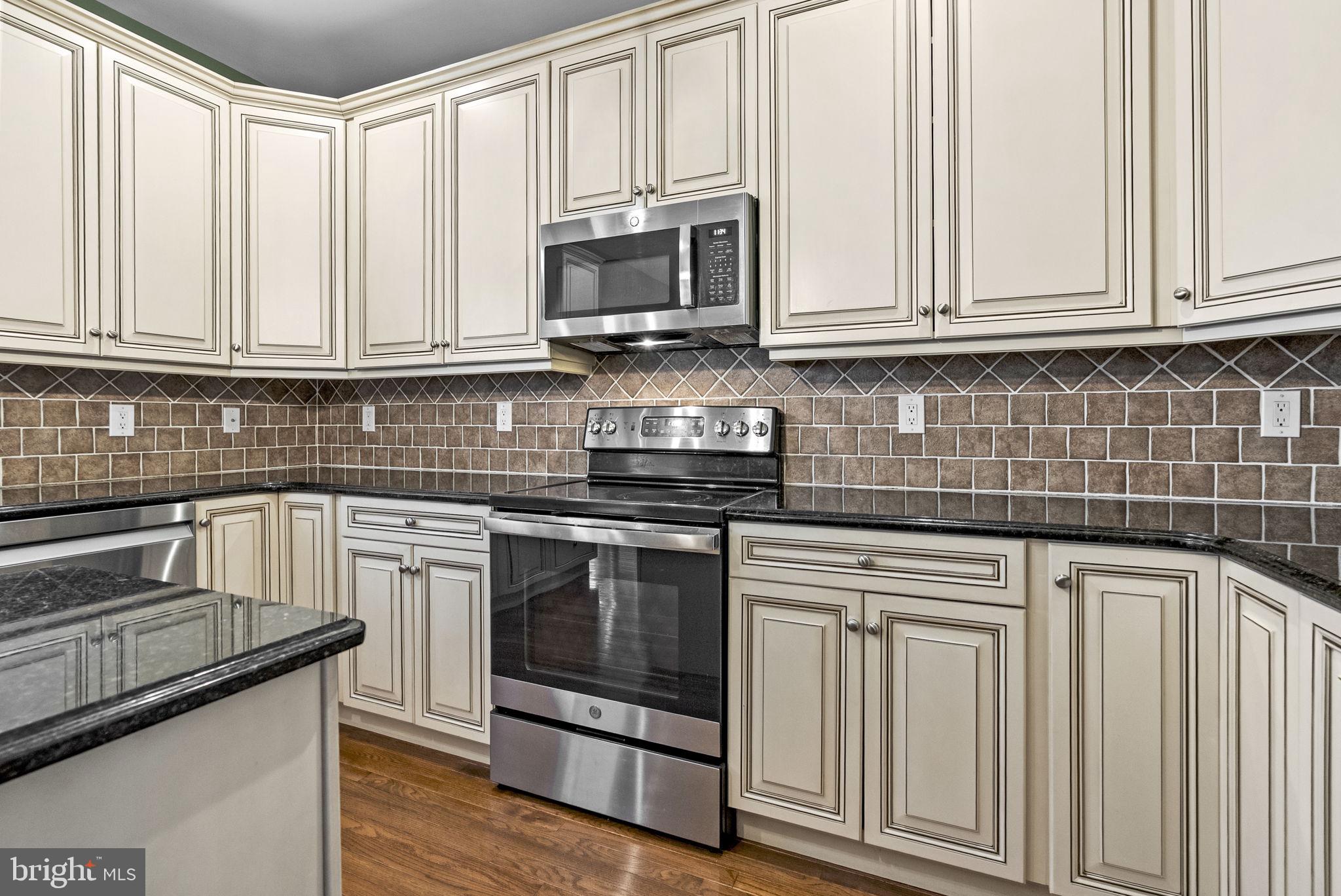 THE ARBORS - Residential