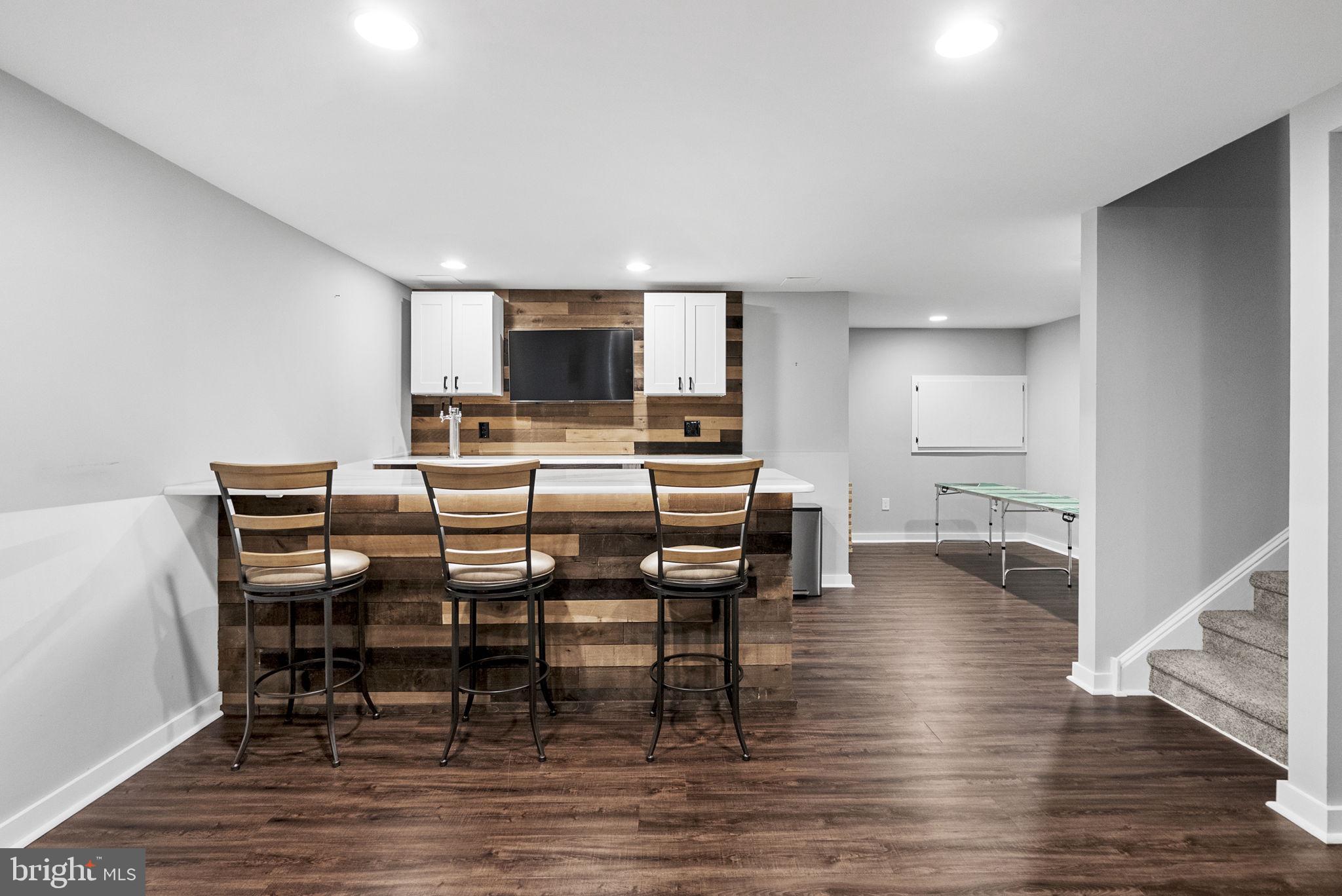 THE ARBORS - Residential