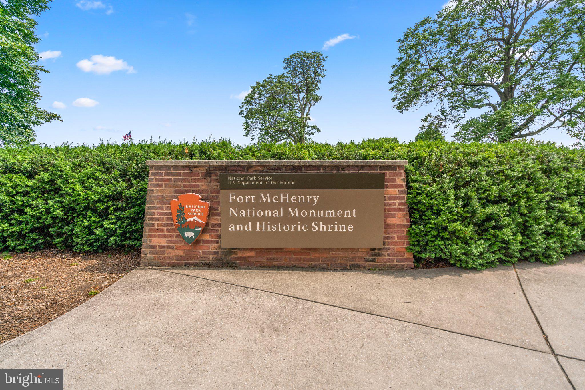 LOCUST POINT - Residential