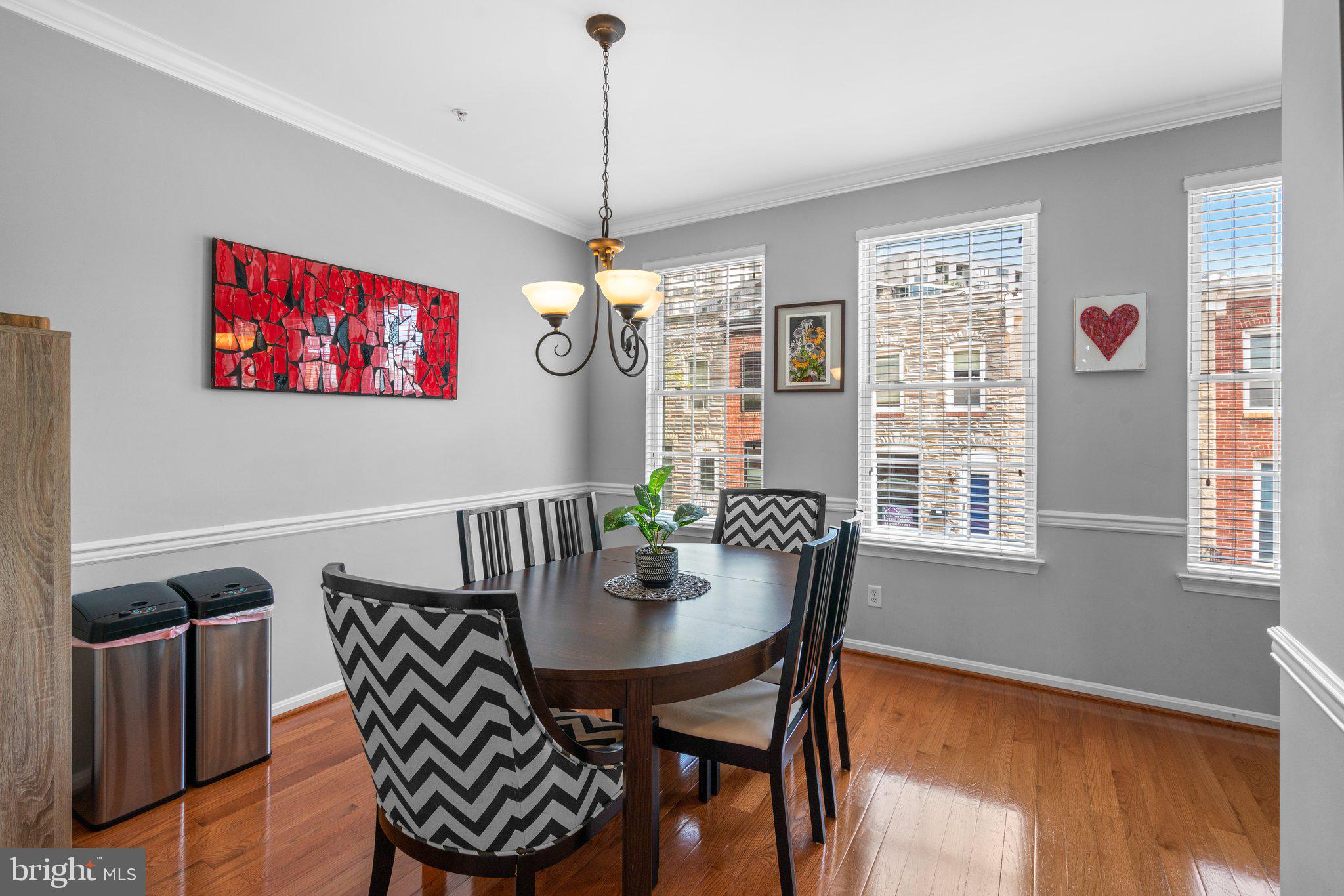 LOCUST POINT - Residential