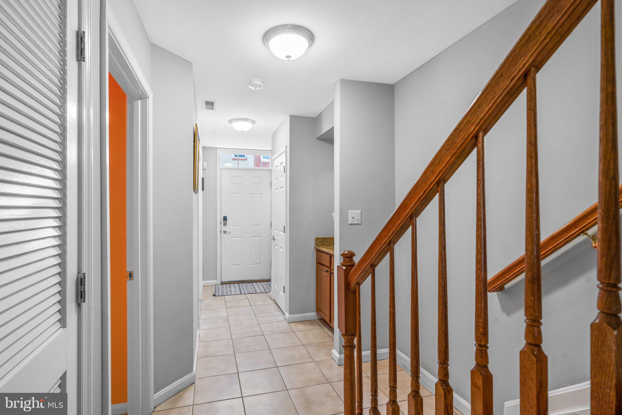 LOCUST POINT - Residential