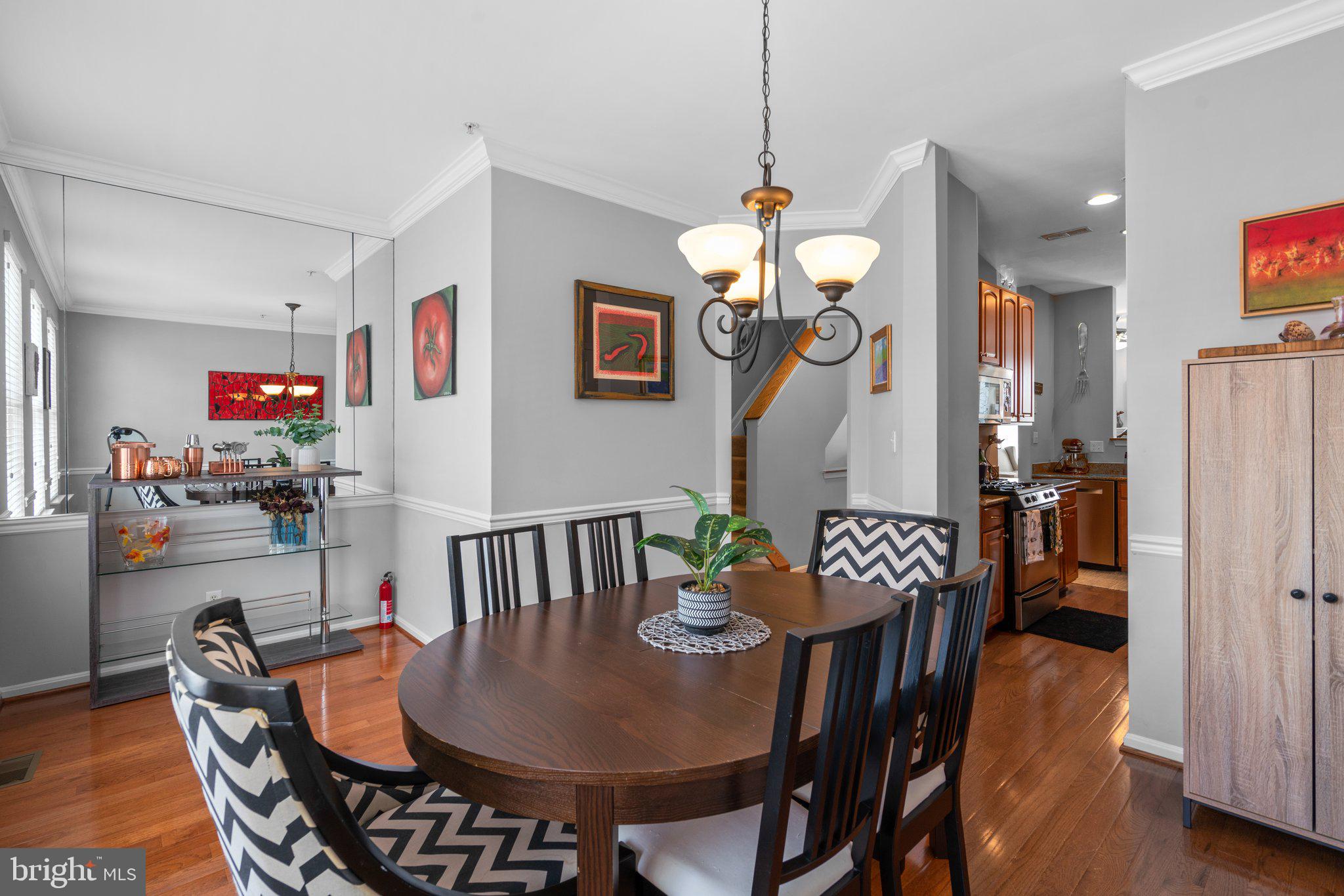 LOCUST POINT - Residential