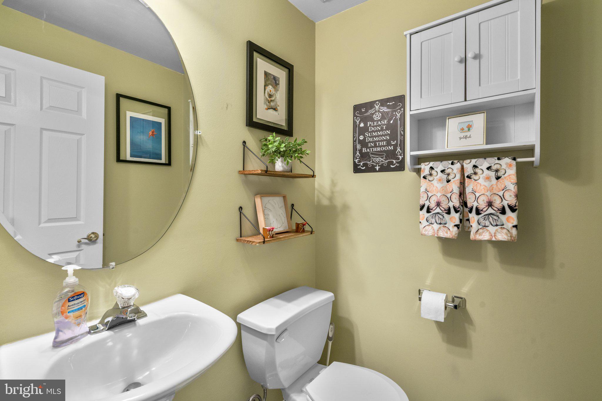 LOCUST POINT - Residential