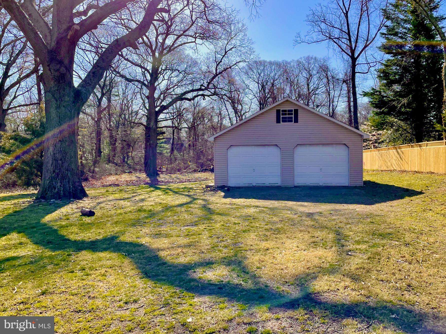 SHORE ACRES - Residential