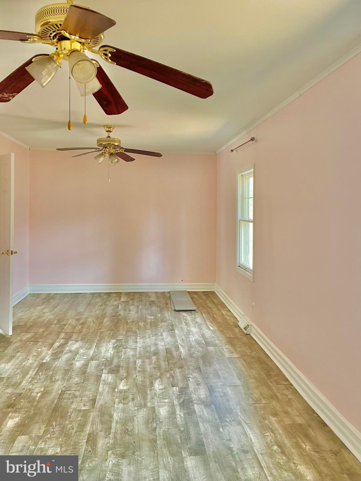 SHORE ACRES - Residential