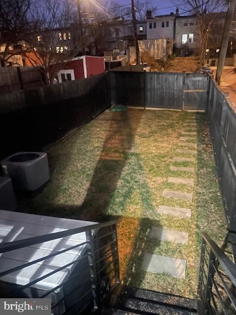 724 NW TAYLOR STREET NW 1