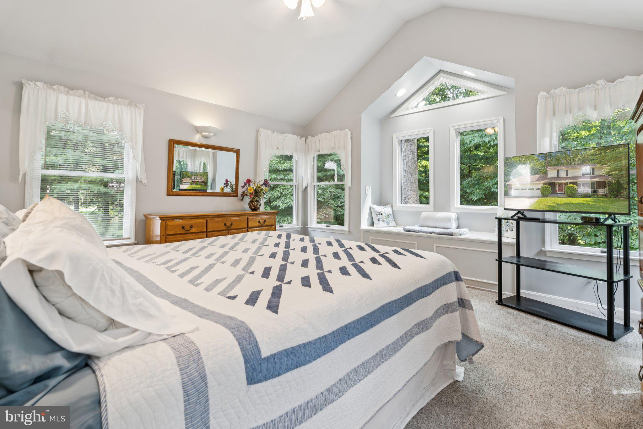 FOX BOW - Residential