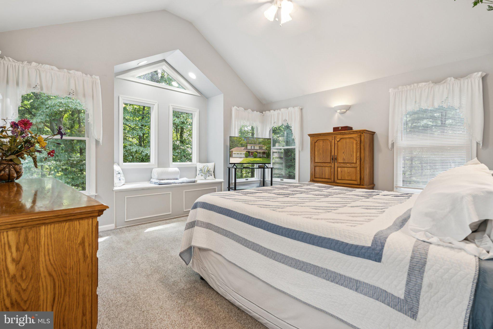 FOX BOW - Residential